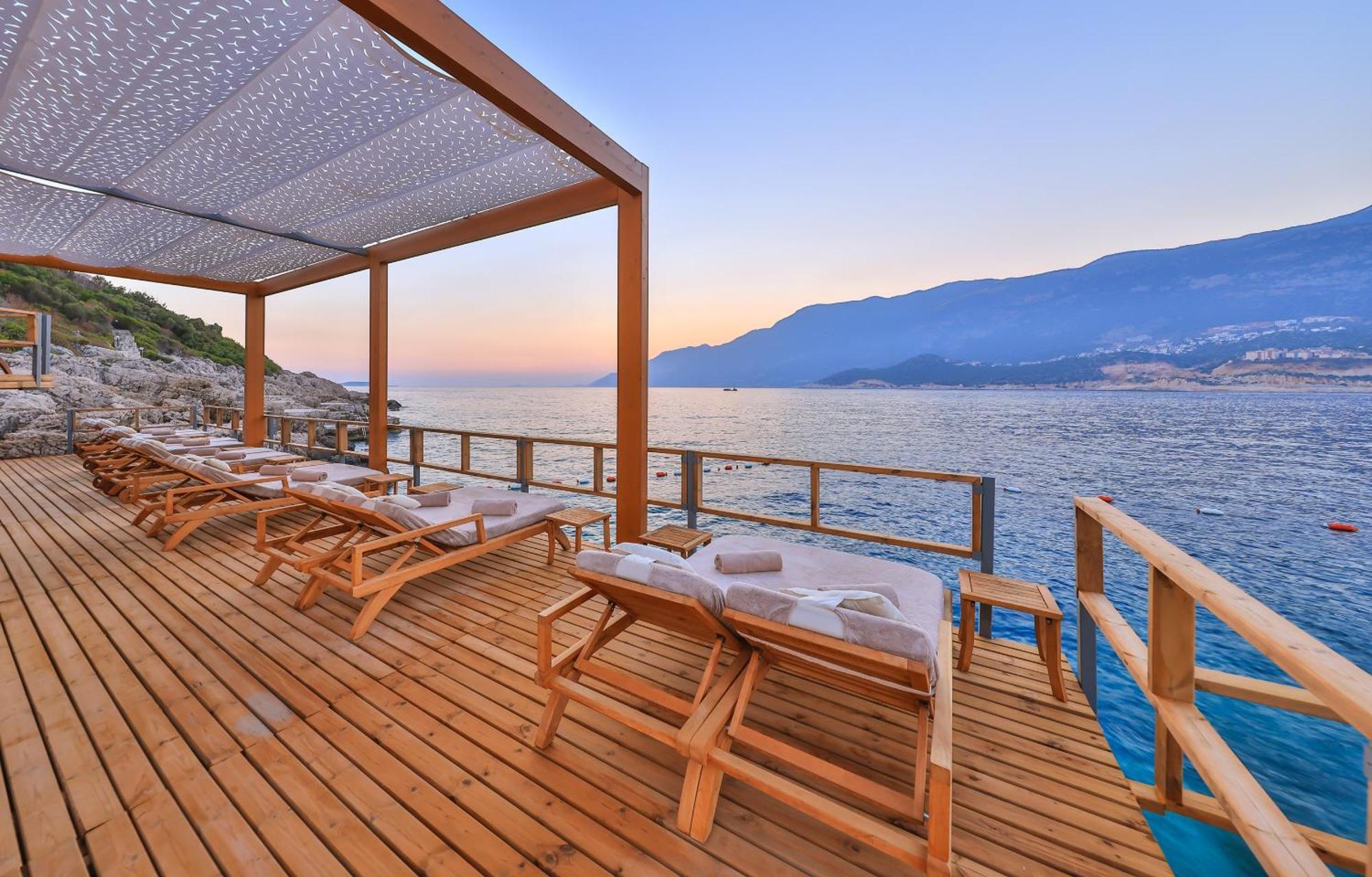 Casa Bi Hotel Каш Екстериор снимка